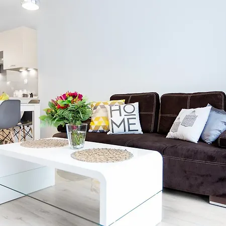 Asti Premium Apartcomplex Glowackiego * 什切青
